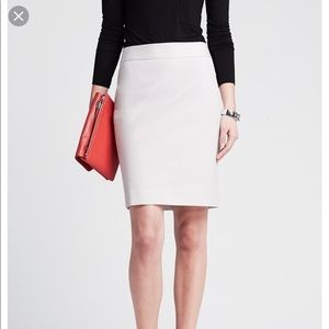 Banana Republic Cream/White Pencil Skirt